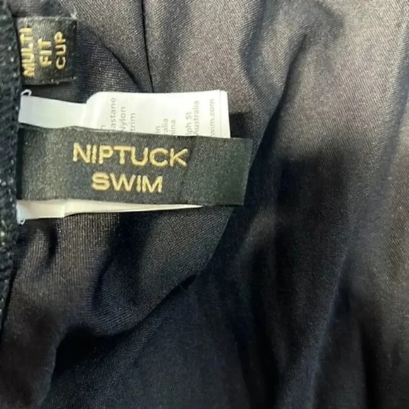 Nip Tuck size 6 one piece swimsuit - Picture 7 of 9